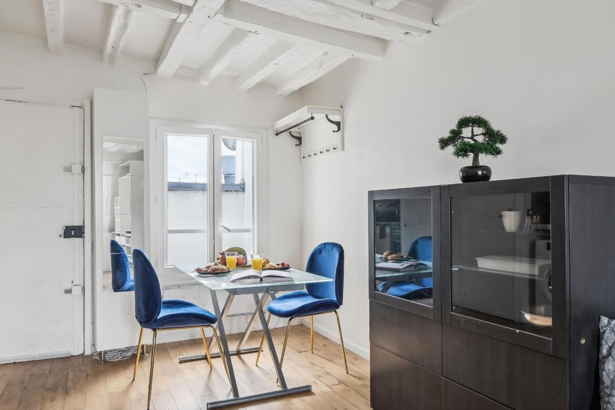 Flat Near Le Louvre Apartment Paris Exterior photo