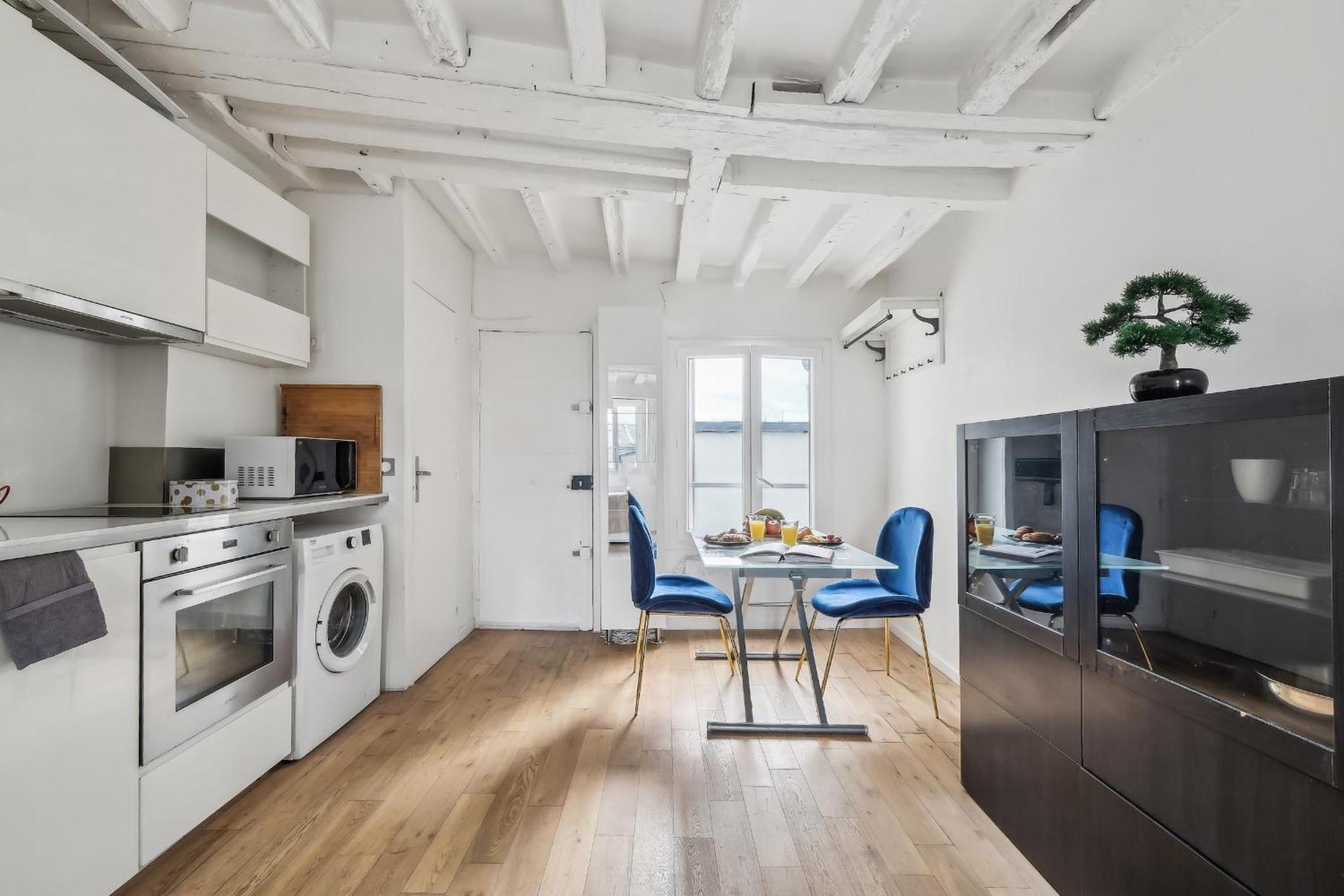 Flat Near Le Louvre Apartment Paris Exterior photo